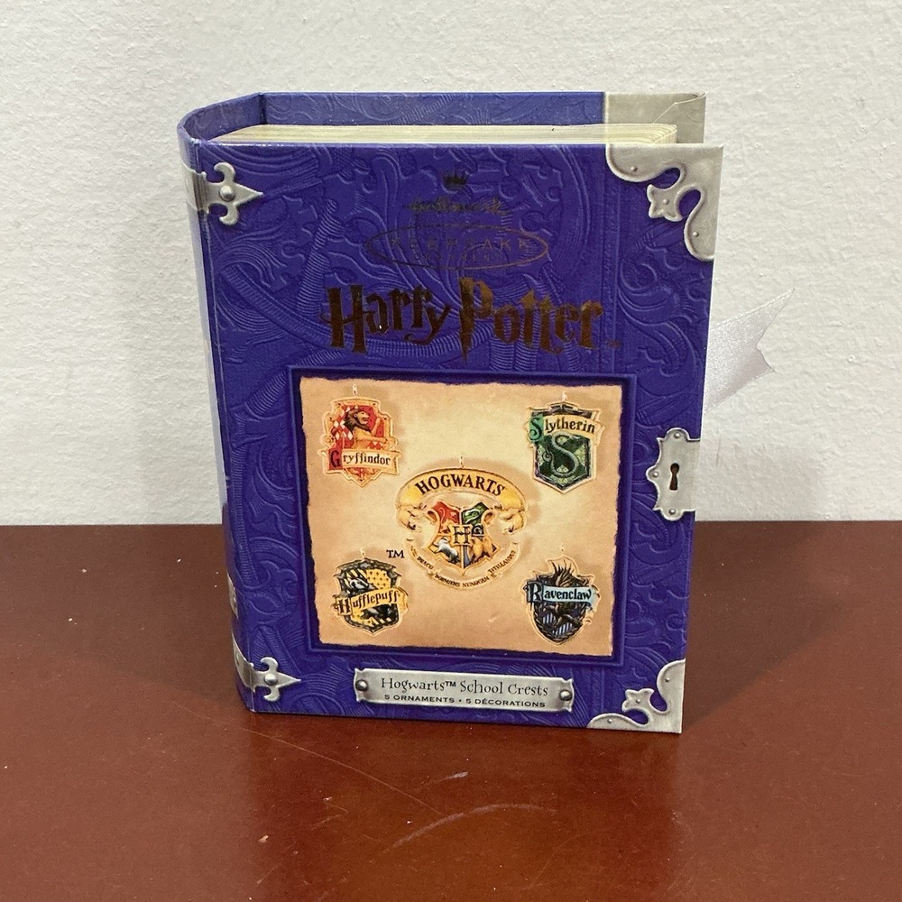 Vintage Harry Potter Hogwarts School Crests (2001) Hallmark Keepsake Ornaments
